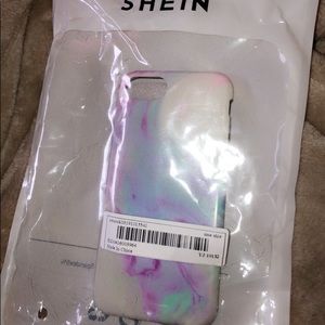 NEW!! iphone 7/8 Case
